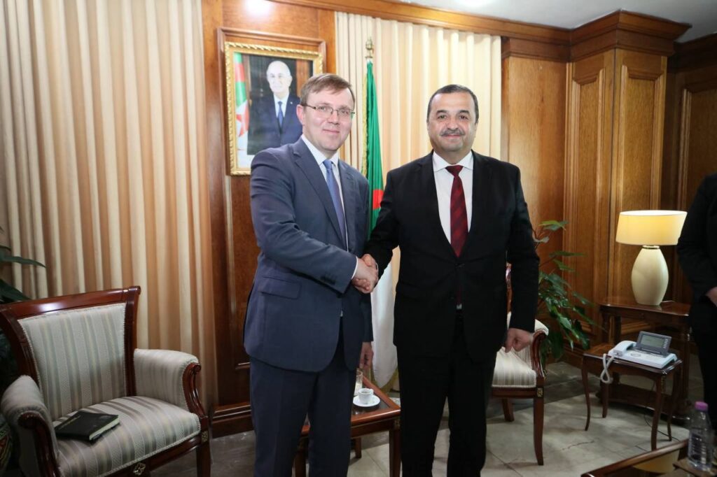 Фото 85 — Алжир: новый мэр избран